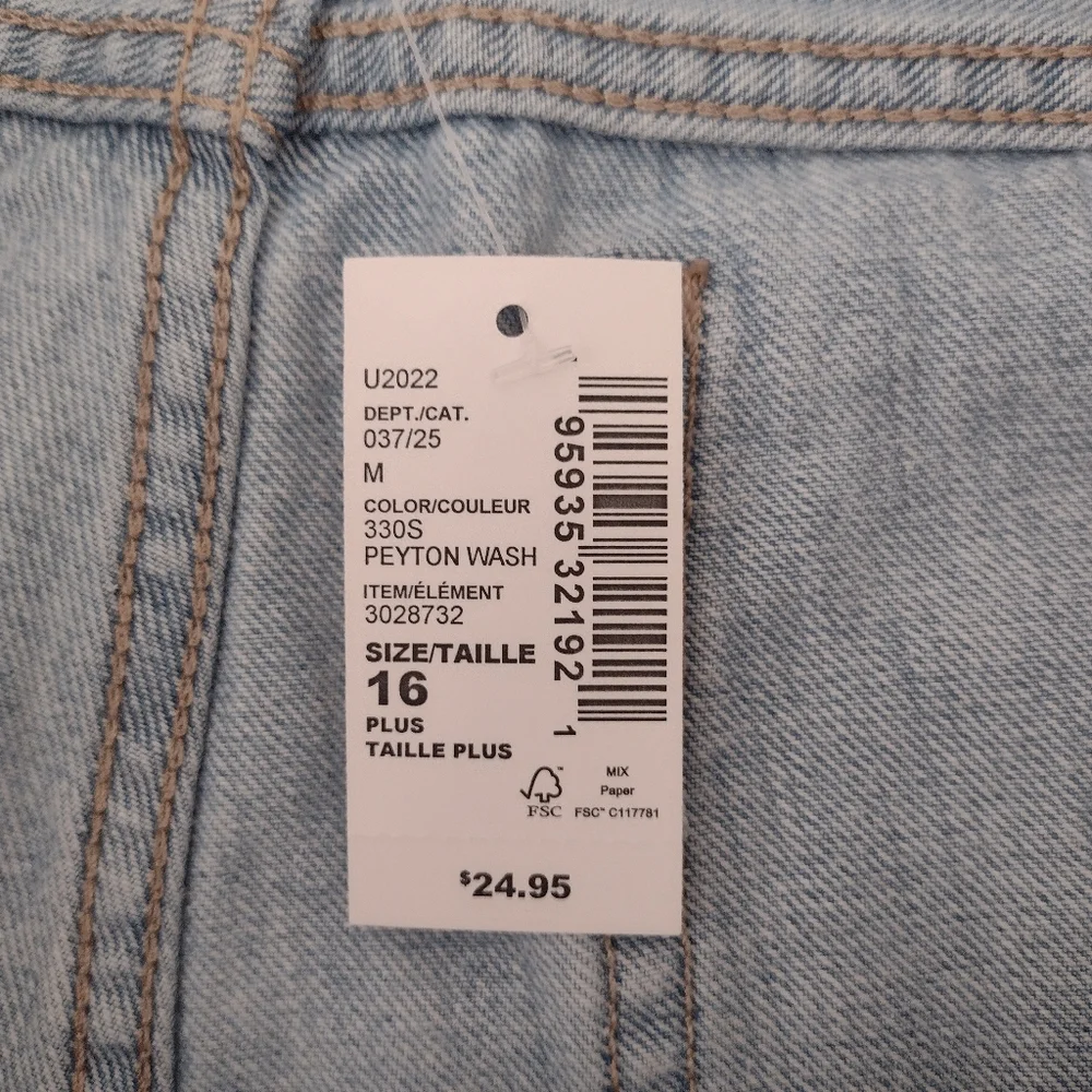 The Children's Place Distressed Midi Mi-Long Shorts NWT Size 16 Peyton Wash